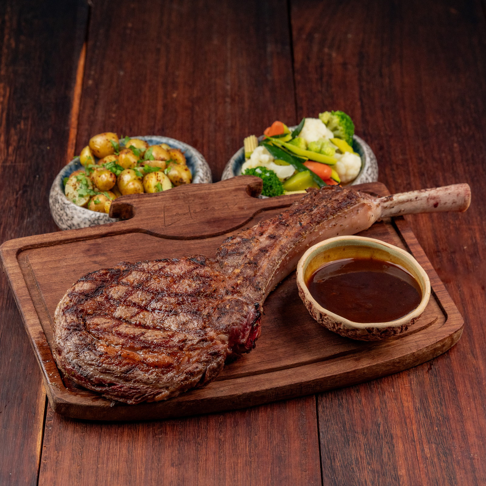 TOMAHAWK