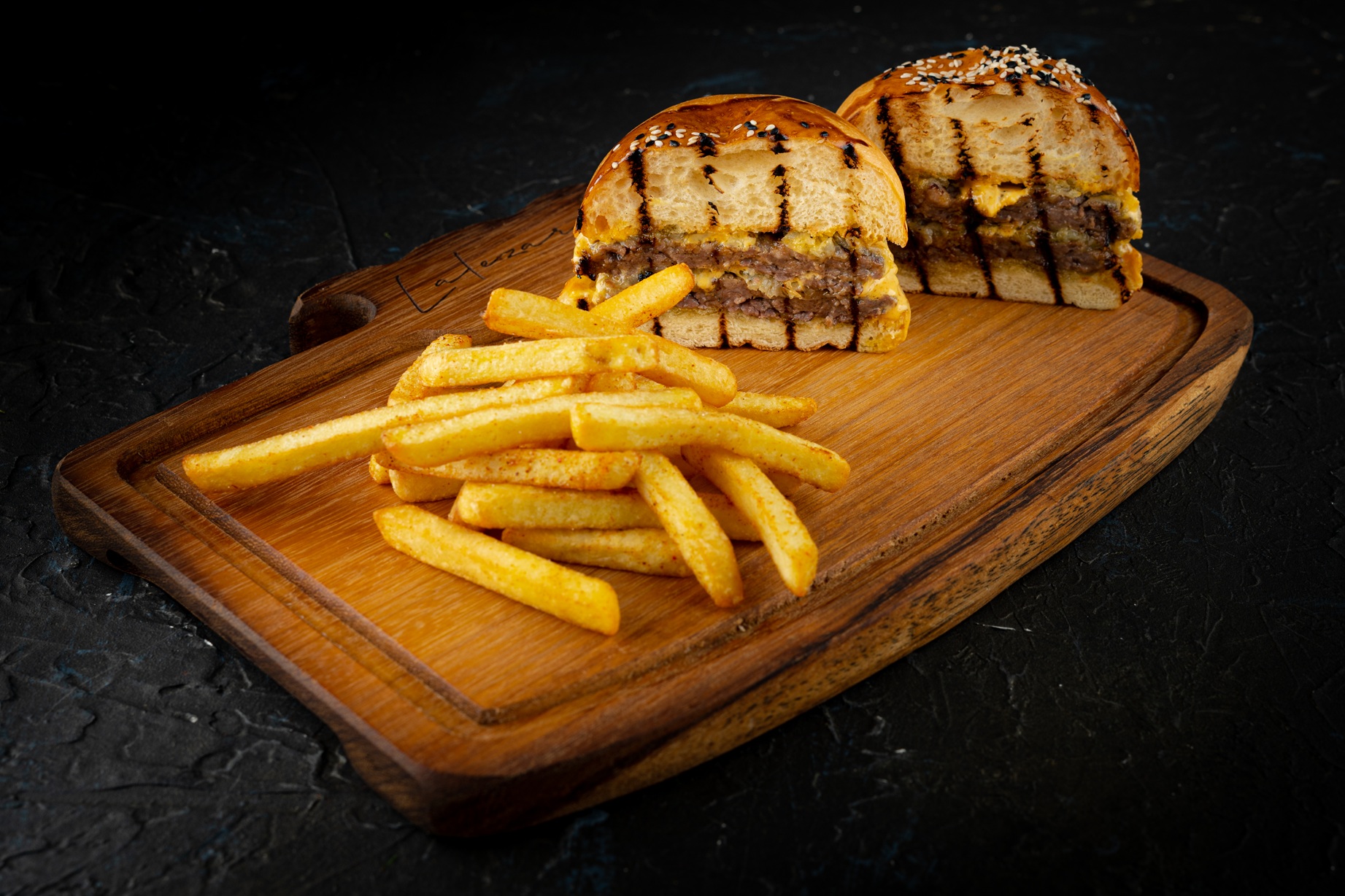 Lalezar Beef Burger