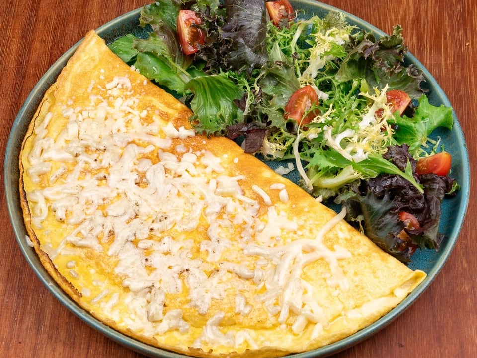 Omelet With Cheese
